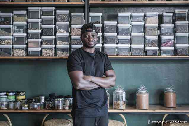 Hoe de Congolees Malonga één van de allerbeste Afrikaanse chefs werd met de hulp van een gekregen keuken uit Mechelen: “Nu is hij beroemd en komt hij hier voor ons koken”