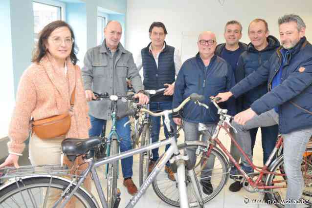 “We geven weesfietsen een tweede leven”: oude fietsen worden rijklaar gemaakt en aan sociale dienst geschonken