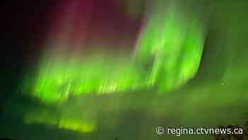 Sask. residents take in prominent Northern Lights view