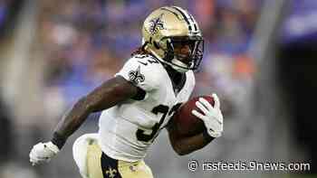 Broncos sign former Saints running back