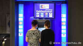 Interview: "Anleger müssen nicht um ihr Geld fürchten"