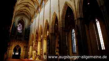 Putz kracht von der Decke des Ulmer Münsters – Sanierung nötig