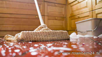 Parkett, Laminat, Fliesen: Den Boden wischen – aber richtig