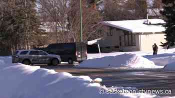 Prince Albert police arrest man wanted for violent offences after standoff