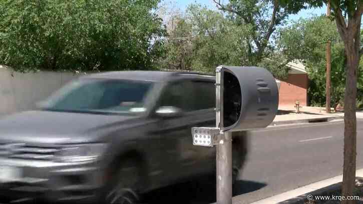 Hundreds of Albuquerque drivers are ignoring fines from city's speed cameras