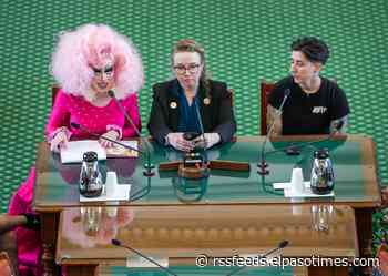 Texas Senate bills seek to restrict drag shows. Here's what's being proposed.