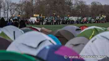 "Bassines" de Sainte-Soline: des affrontements entre manifestants et forces de l'ordre