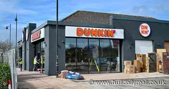 Dunkin’ Donuts reveals goodies for first customers at new Hull store