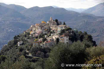 Les pompiers désincarcèrent deux blessés après une collision entre deux voitures à La Roquette-sur-Var