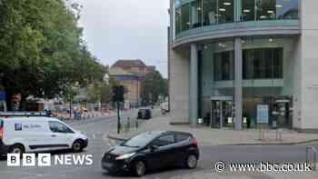Segregated cycle lane plan for Victoria Street, Bristol