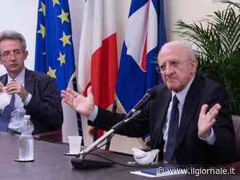 De Luca contro il Pd che difende le borseggiatrici