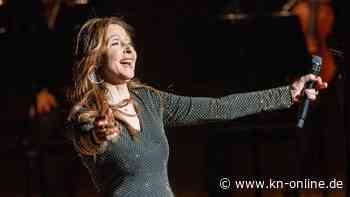 Vicky Leandros: Abschiedstour in Hamburg gestartet - Blumen vom Scooter-Sänger