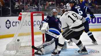 Red-hot Kings defeat Jets to extend point streak to 11 games