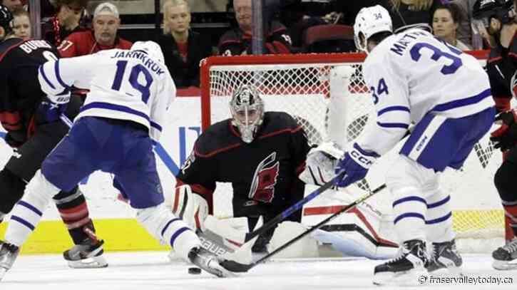 Aho’s late goal lifts Hurricanes past Maple Leafs 5-3