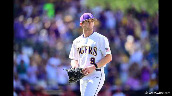 No. 1 LSU baseball sweeps Saturday's double header vs No. 5 Arkansas
