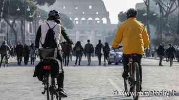 Blocco del traffico a Roma: oggi stop alle auto per 9 ore nella fascia verde