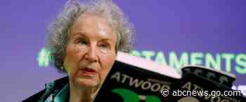 Book thief in plot that duped famous authors avoids prison