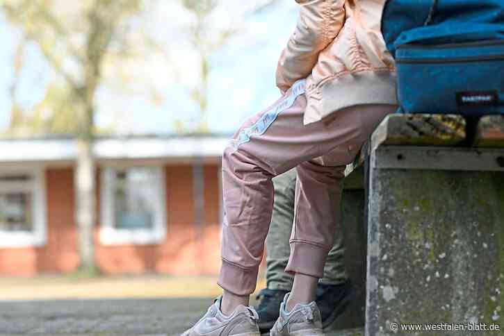 Dürfen Schulen Jogginghosen im Unterricht verbieten?