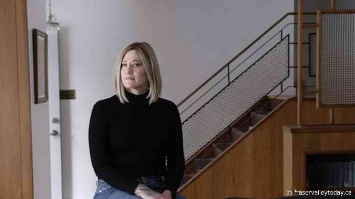 Two-time organ recipient designs Green Shirt Day logo five years after bus crash