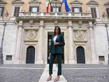 "Addio Feste dell'Unità col salame, ora il Pd ama auto e case green"
