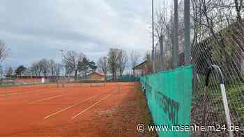 Mitglieder zu alt für die Pflege der Tennisplätze - Der SV will mehr Geld und erntet Kritik
