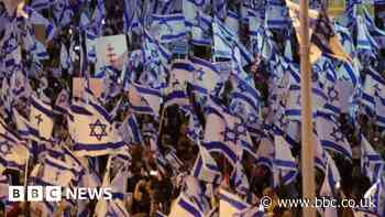 Israel defence minister fired in legal reform row