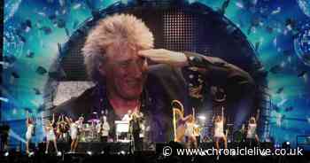 'Let's misbehave!' says Rod Stewart as Boy George is announced as special guest at Durham Riverside