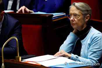 French PM Offers to Meet Opposition, Unions Amid Pension Crisis