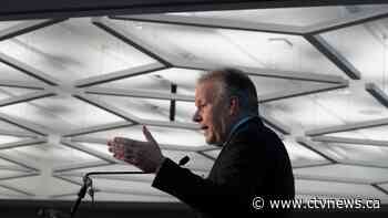 Risk of a hard landing for Canadian economy is up, former Bank of Canada governor says