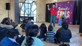 Winnipeg families enjoy week-long festival including magic, circus acts during spring break
