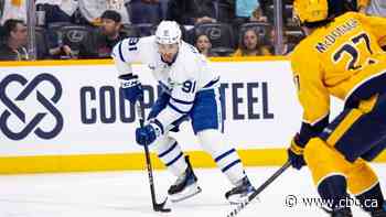 Tavares scores 2 power-play goals, Woll stands tall as Maple Leafs hold off Predators