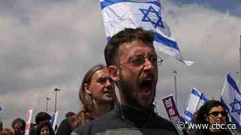 Israeli PM Netanyahu under pressure to back down on judicial reform