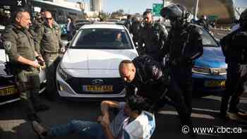 Israeli PM Netanyahu announces pause on judicial reform after mass protests