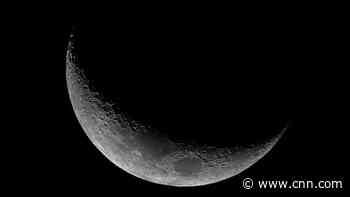 Water is trapped in glass beads on the moon's surface, lunar samples show