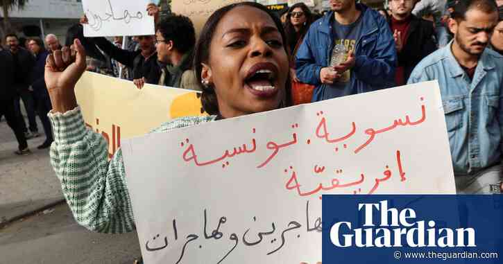 Refugees trying to reach Italy die after boats sink off coast of Tunisia