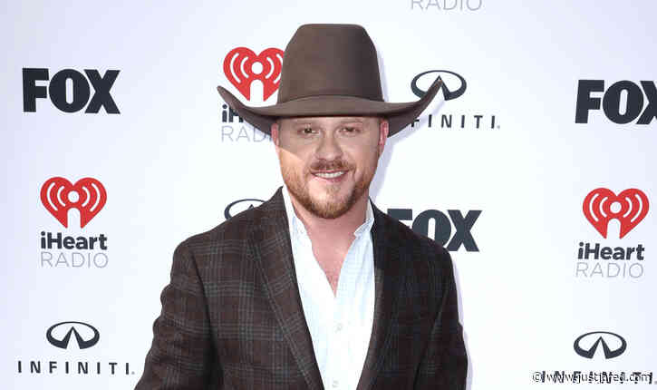 Country Star Cody Johnson Brings Wife Brandi to iHeartRadio Music Awards 2023