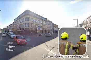 Goodmayes A118 High Road: Restaurant fire closes road
