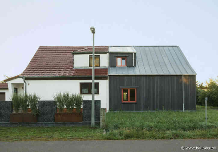 Kontrast, der passt - Doppelhaushälfte in Leipzig von KO/OK