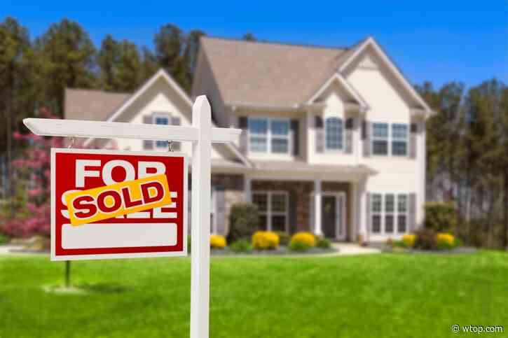 An Arlington house is an average 173% more than an Arlington condo