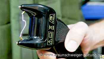 Prügelei und Elektroschocks vor dem Jahn-Stadion in Wolfsburg