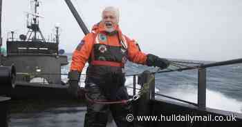 Greenpeace founder sailing from Hull on old fishing vessel to fight whale poachers