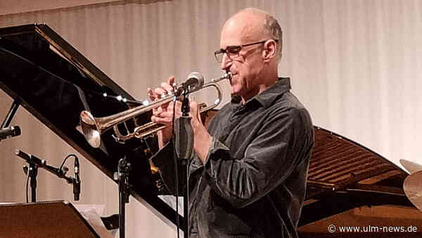 Vielstimmigkeit zu Dritt: Ralph Alessi Trio begeistert im Stadthaus Ulm