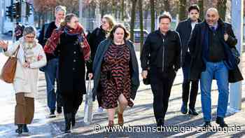 Scholz: Ein Anführer macht sich auch mal die Hände dreckig