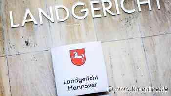 Zwei Mädchen wegen versuchten Mordes an 14-Jähriger vor Gericht