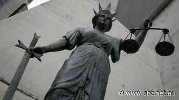 Qld man banned from practising law after moonlighting as lawyer