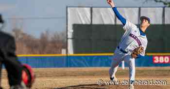 Minnesota commit Skroch's sharp outing leads Yorkville past Marmion