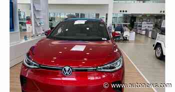 U.S. new-vehicle sales expected to grow in March, though momentum is slowing