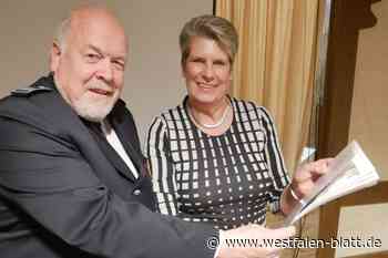 Bünde: Rüdiger Meier zum Ehrenwehrführer ernannt