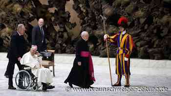 Gesundheitsprobleme: Papst Franziskus erneut im Krankenhaus