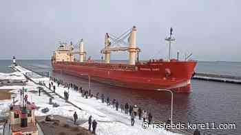 First 'saltie' of the season arrives in Duluth Harbor